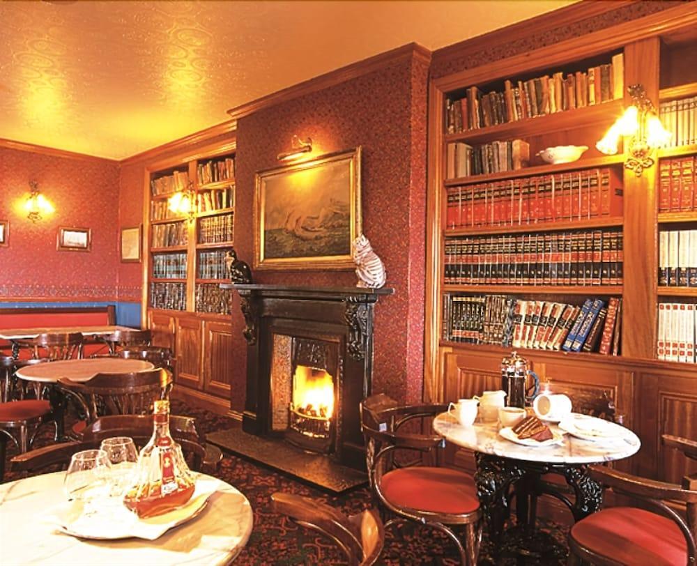Bayview Hotel Ballycotton Restaurant foto